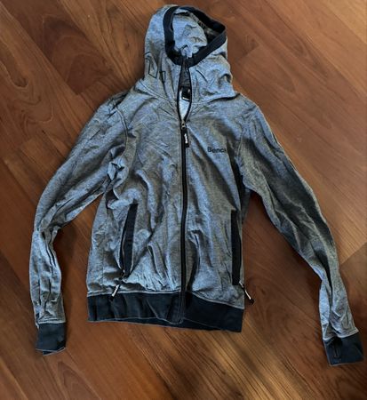 Bench Zip Hoodie Grau Gr. S - Perfekt für den Übergang!