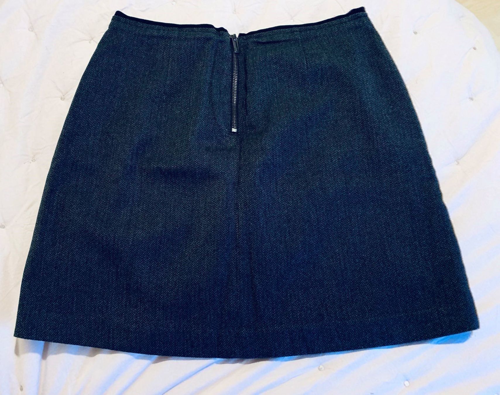 Benetton Gonne: Jupe courte Benetton t.38 – Nuovo (secondo la descrizione) da Sion venduto da DayJenn