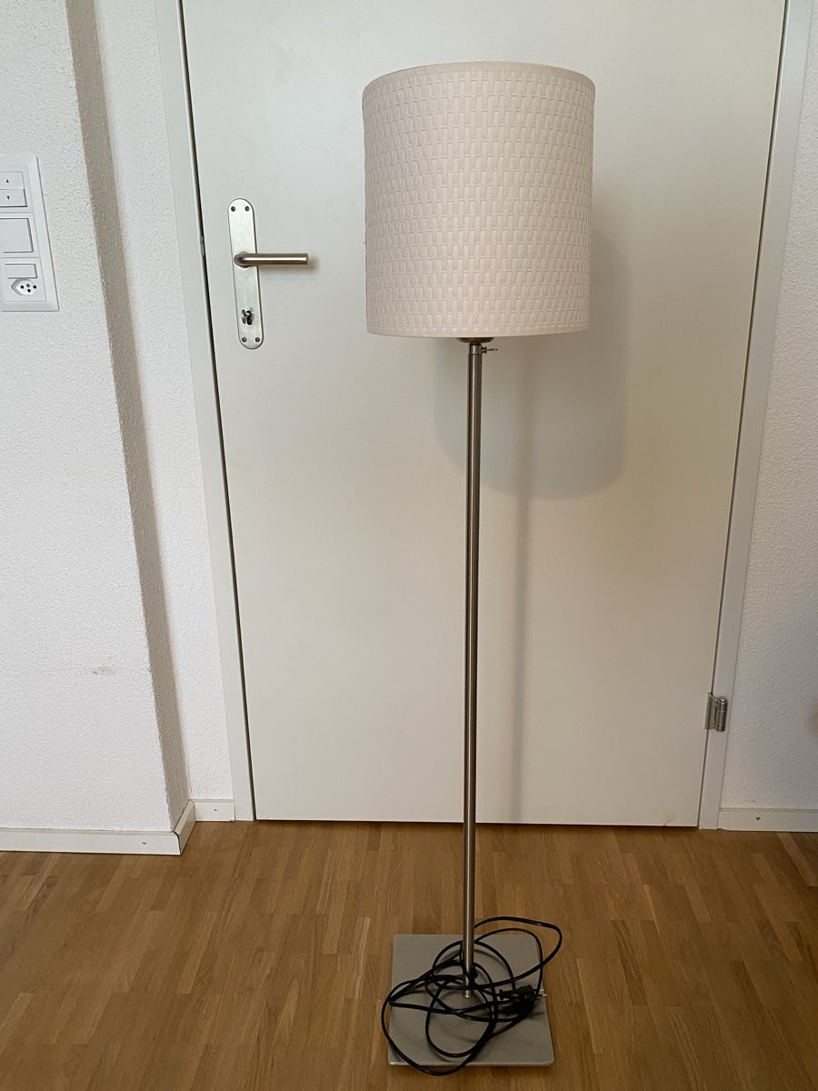Ikea Lampade: Ikea Stehlampe "Aläng" weiss – Nuovo (secondo la descrizione) da Zürich venduto da tri_rmg2