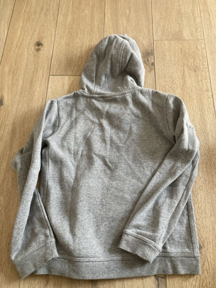 Nike Pullover & Sweatshirts: Pull Nike gris chiné, taille enfant L 148-157cm – Gebraucht aus Gockhausen von fxct 4
