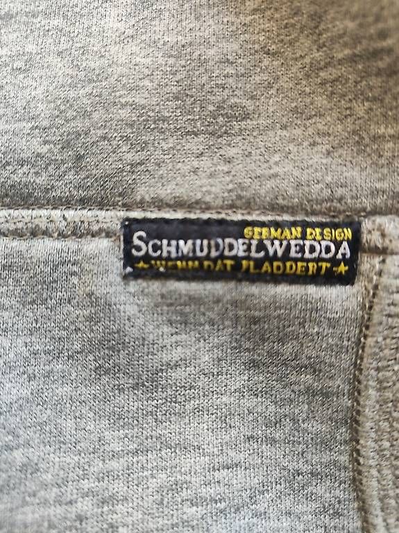 Maglioni & Felpe: Hoodie – Usato da Affoltern am Albis venduto da ShugAaA 1