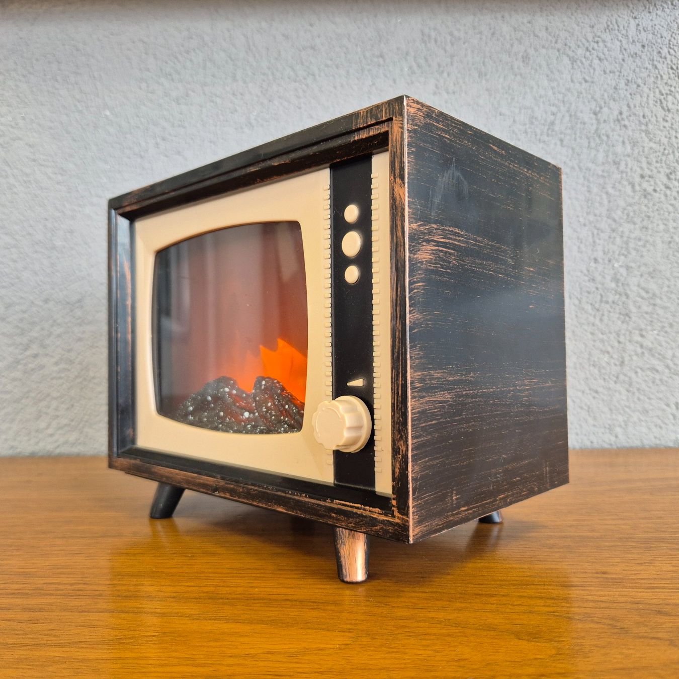 Cheminée: LED Mini Kamin 'Vintage TV' Flammeneffekt Deco Kamin – D'occasion à Nottwil par Wondewa-Shop 8