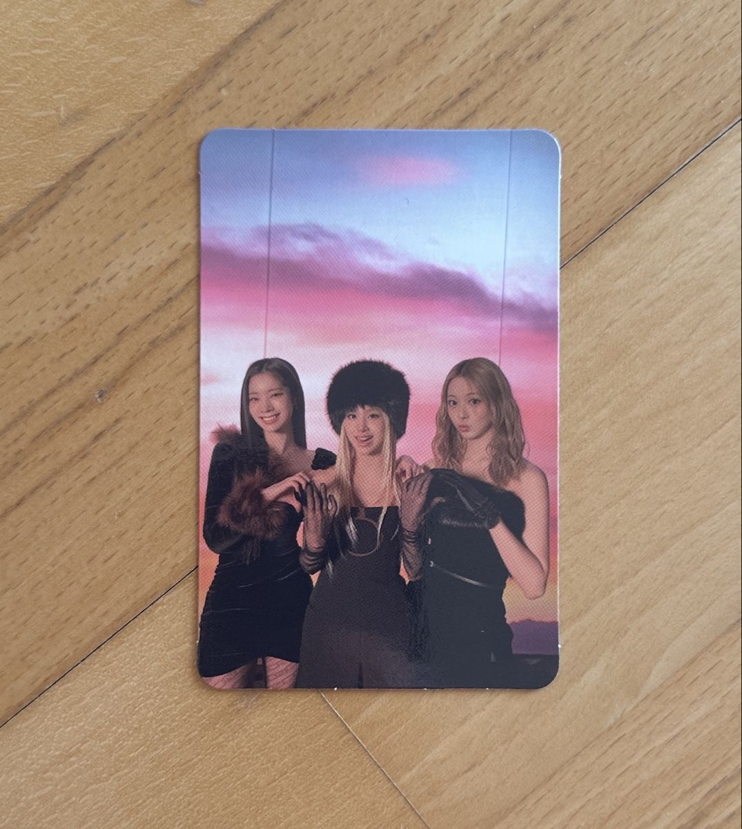 Carte collezionabili: TWICE - Ready To Be - Digipack Unit Group Photocard POB – Nuovo (secondo la descrizione) da Goldswil venduto da fewell