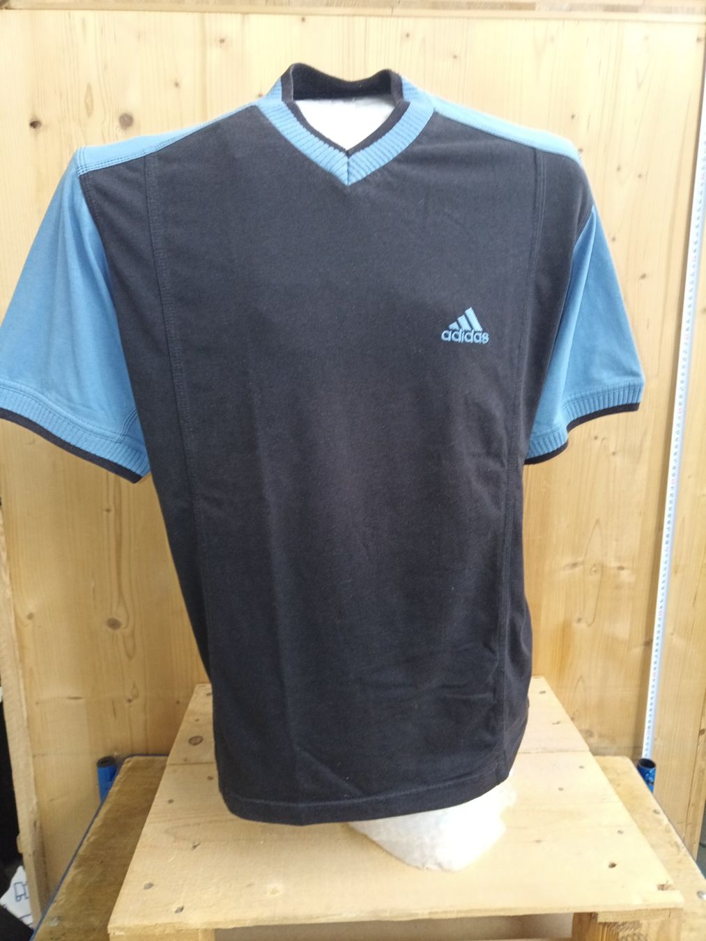 Adidas T-Shirts: Adidas Shirt – Gebraucht aus Wängi von Ladys_First