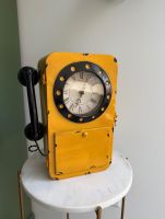 Schlüsselschrank mit Uhr - Vintage Telefon Design