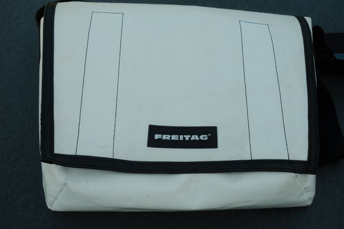 Freitag Borse: Freitag Messenger Bag – Usato da Steinmaur venduto da the_99qj