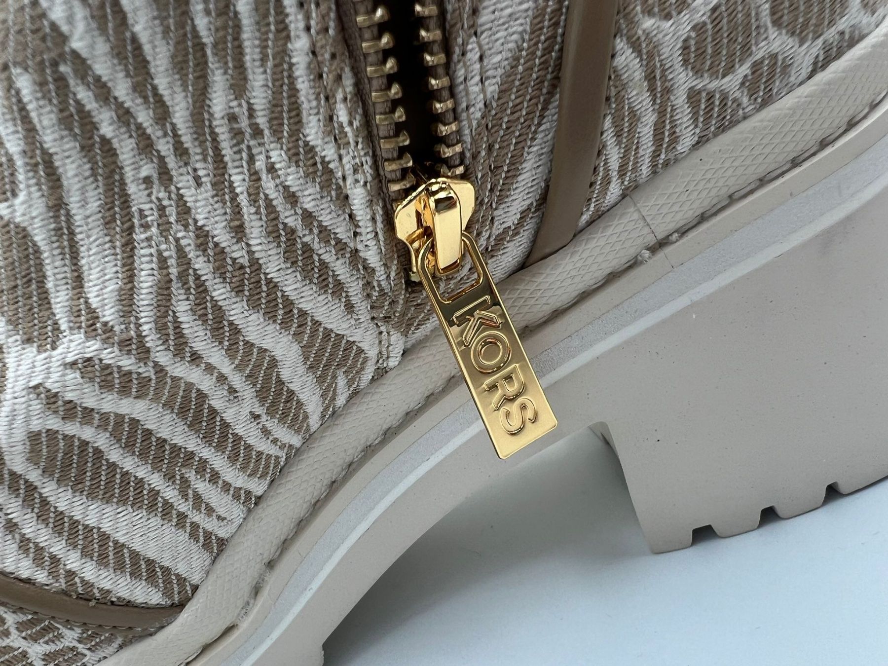 Michael Kors Chaussures femmes: Michael Kors Stiefelette camel Grösse 38 – Neuf avec emballage d'origine à Wiedlisbach par Sistershop 5