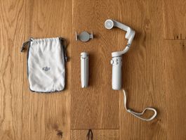 DJI OM 5 Smartphone Gimbal – sehr guter Zustand