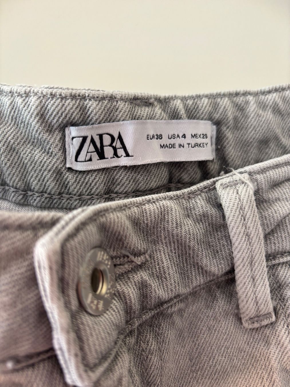 Zara Jeans: Zara Jeans Gr. 36 – Gebraucht aus Zürich von Ksenia_RBR 2