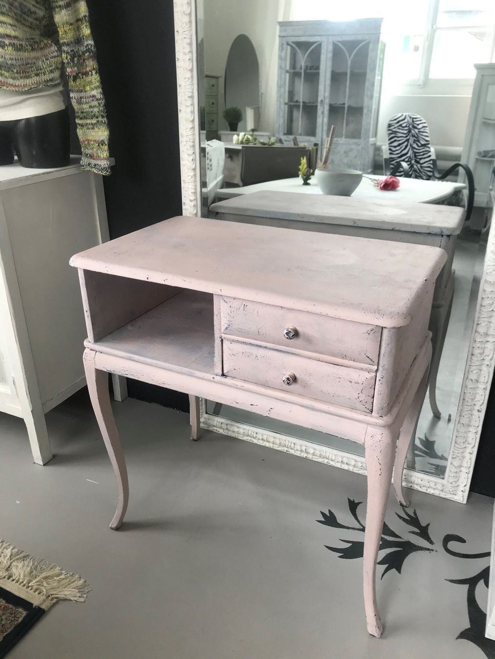 Cassettiere: Antike Kommode Beistell Sideboard shabby – Usato da Dottikon venduto da beni1204 1