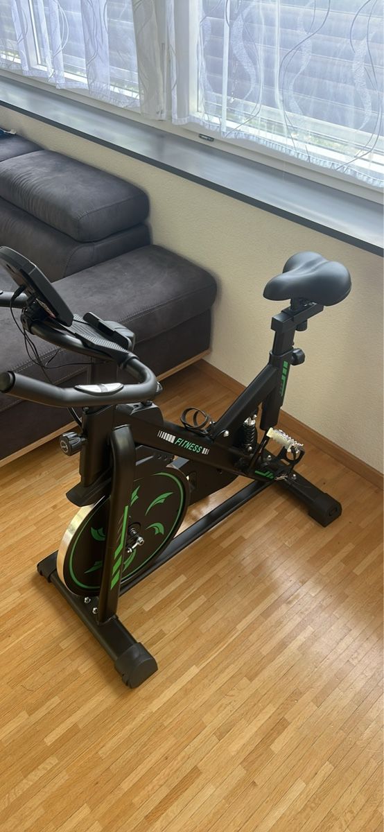 Vélos d'appartement: Indoor Bike – D'occasion à Winterthur par lis_7dxx