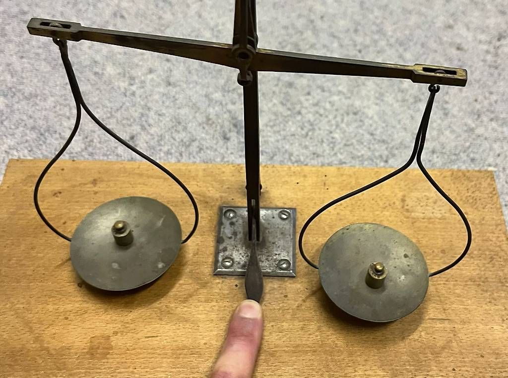 Bilance e pesi: Balance vintage "trébuchet" – Usato da Biel/Bienne venduto da aml2520 2