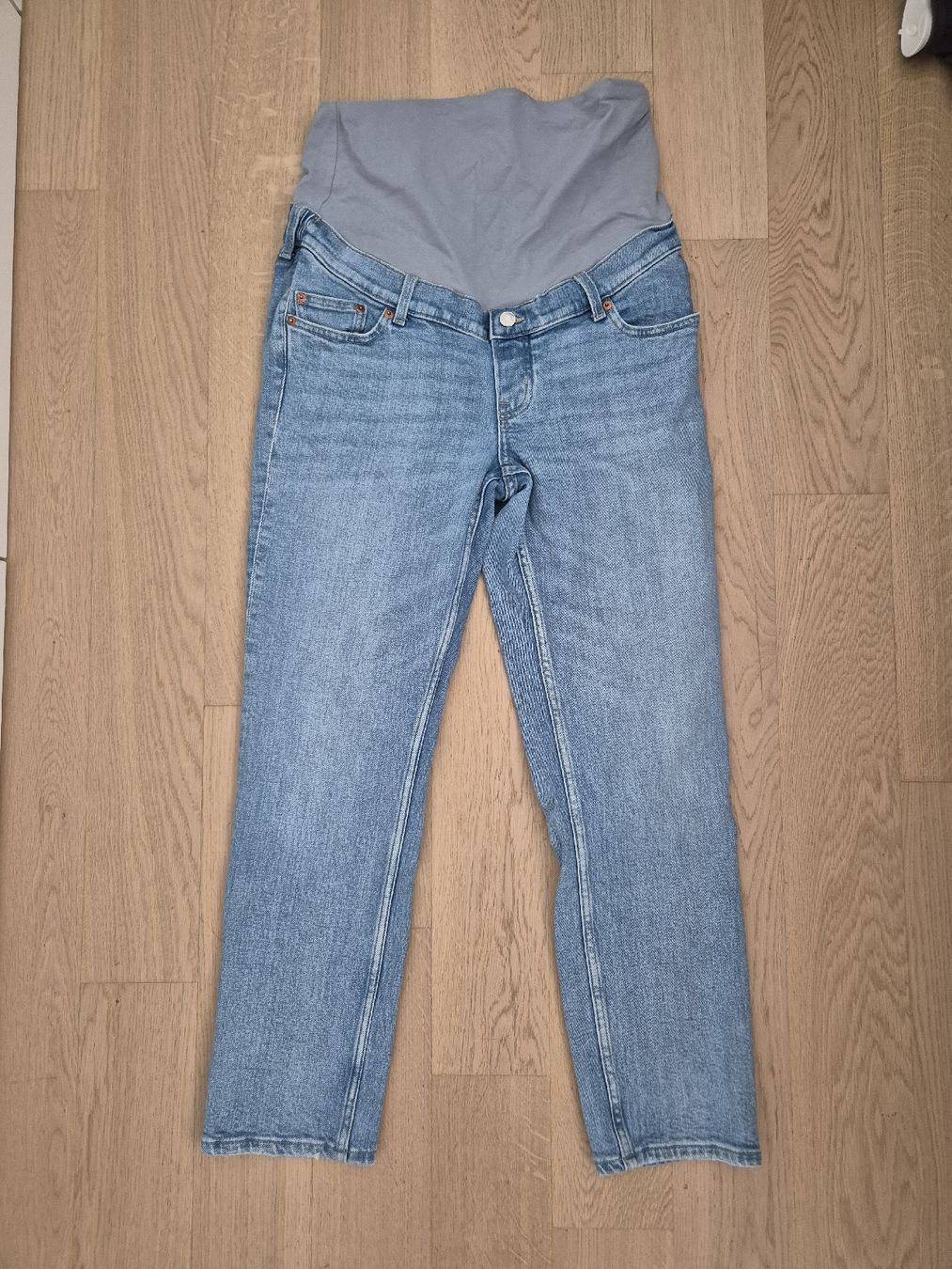 H&M Jeans: Jeans de grossesse H&M Mama bleu -  M – Neuf (Voir description) à Zürich par lou_z6jt