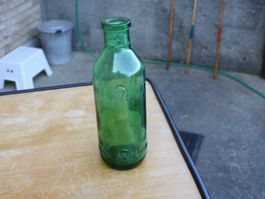 GIFTFLASCHE VINTAGE TOTENKOPF FLASCHE