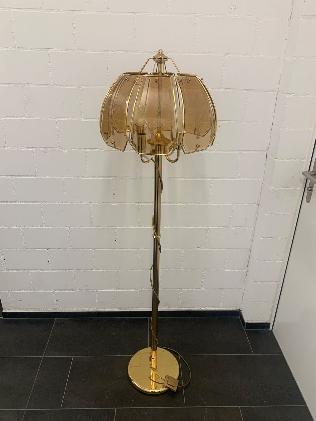 Lampade: Stehlampe Antik – Usato da Stäfa venduto da Weitsicht2020 1