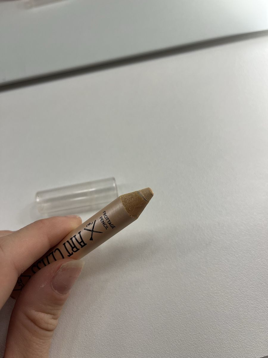 Make-up: Too Cool For School Artclass Frottage Pencil – Usato da Zürich venduto da Isabella123 2
