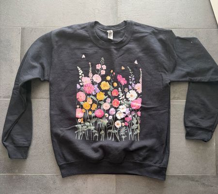 Sweatshirt schwarz mit Blumenmuster Grösse S