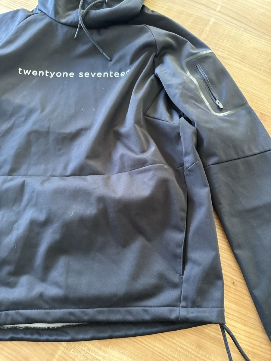 Maglioni & Felpe: twentyone seventeen Hoody – Usato da illnau venduto da sapperlotti 1
