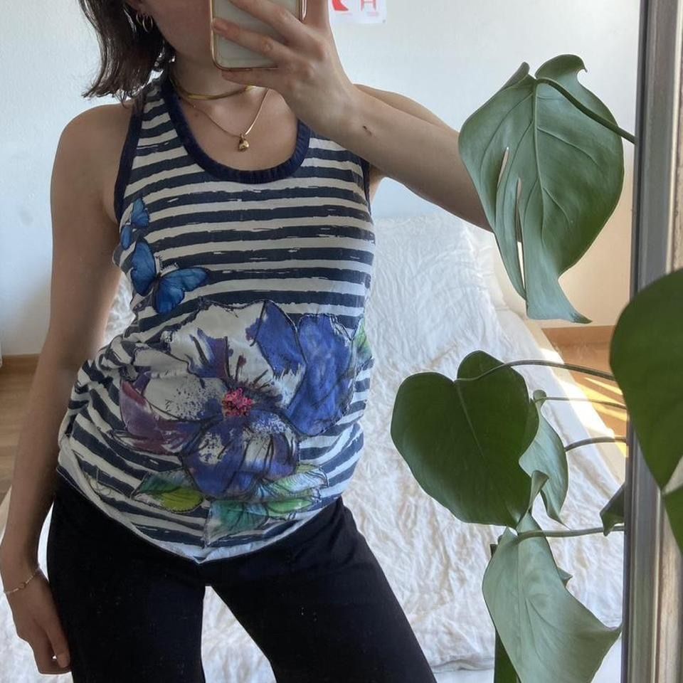 Desigual Tops: Striped desigual flower top, size S – D'occasion à Spiegel b. Bern par pre1ovedthreads 1