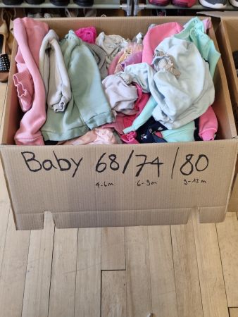 Baby Kleider gemischt Grösse 68 bis 80 / 8 fr kg