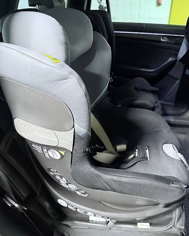 Cybex Seggiolini per auto: Kindersitz Cybex Gold Sirona S i-Size – Usato da Regensdorf venduto da Vastese 2