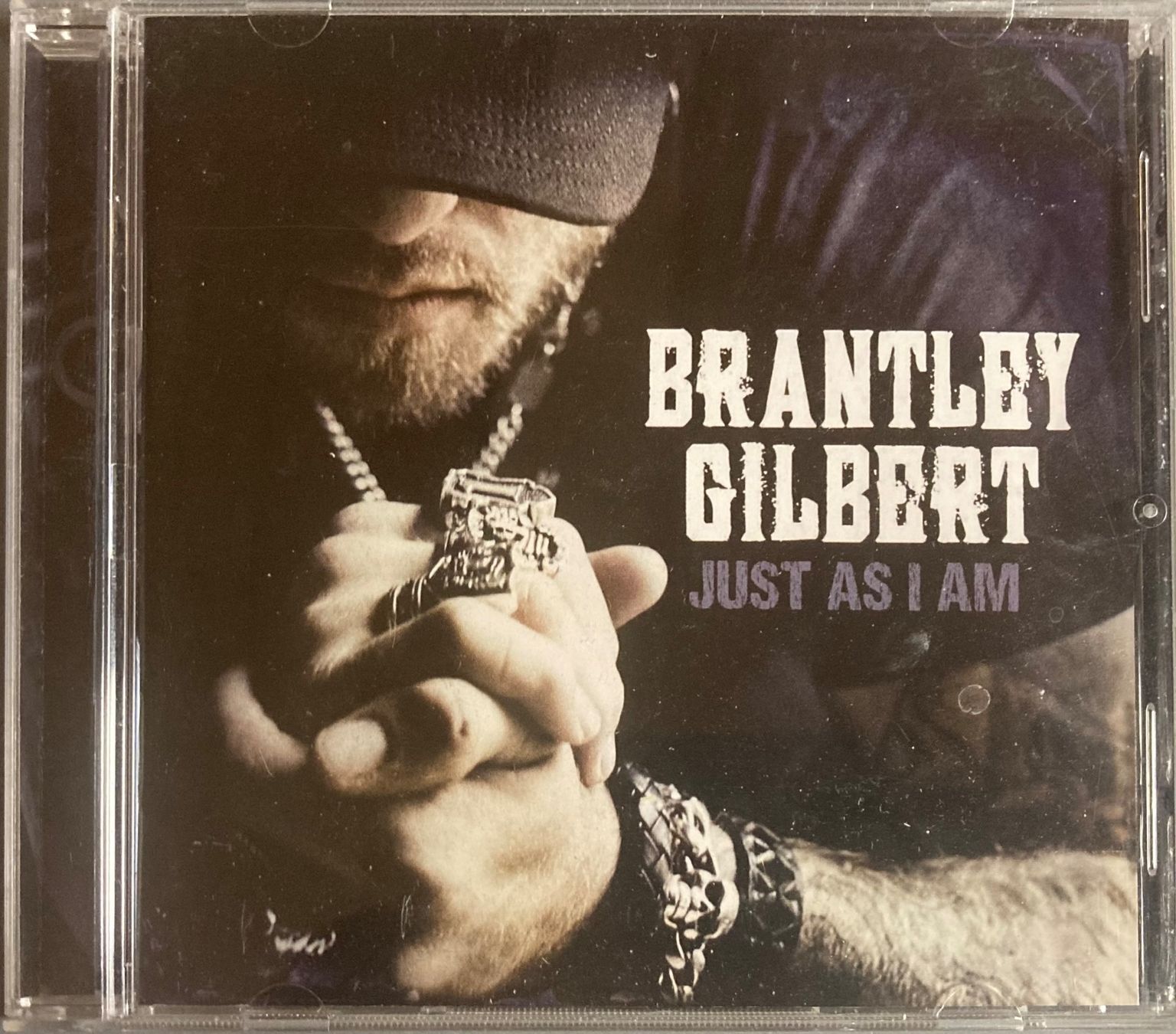 CDs: BRANTLEY GILBERT - JUST AS I AM – D'occasion à Poliez-Pittet par Newtown-Records