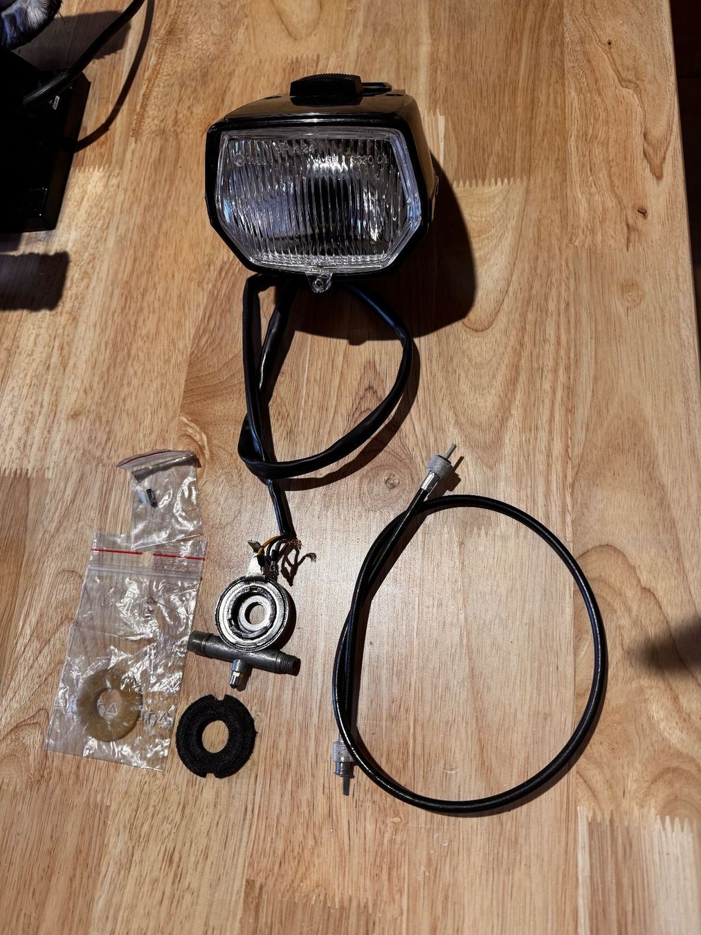 Fari: Puch Maxi Scheinwerfer Eckig - Original – Usato da Worben venduto da Modellfan