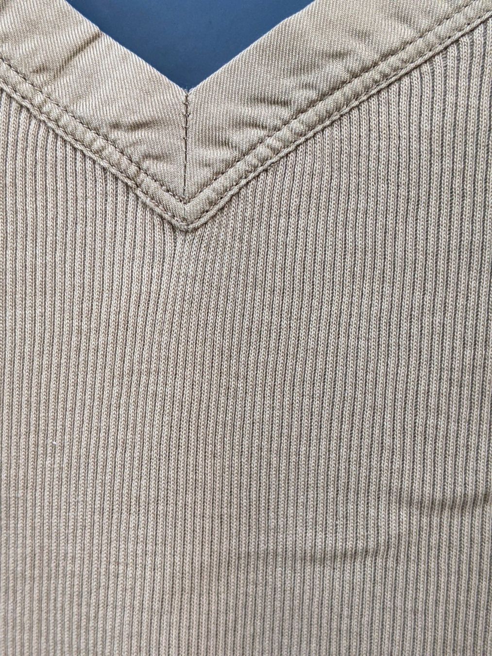 Escada Top: ESCADA : Top coton-soie beige doré M – Nuovo (secondo la descrizione) da Petit-Lancy venduto da lilycerise 1