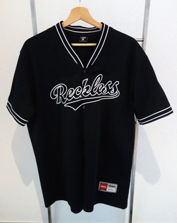 "Reckless" T-Shirt von FSBN, Grösse S