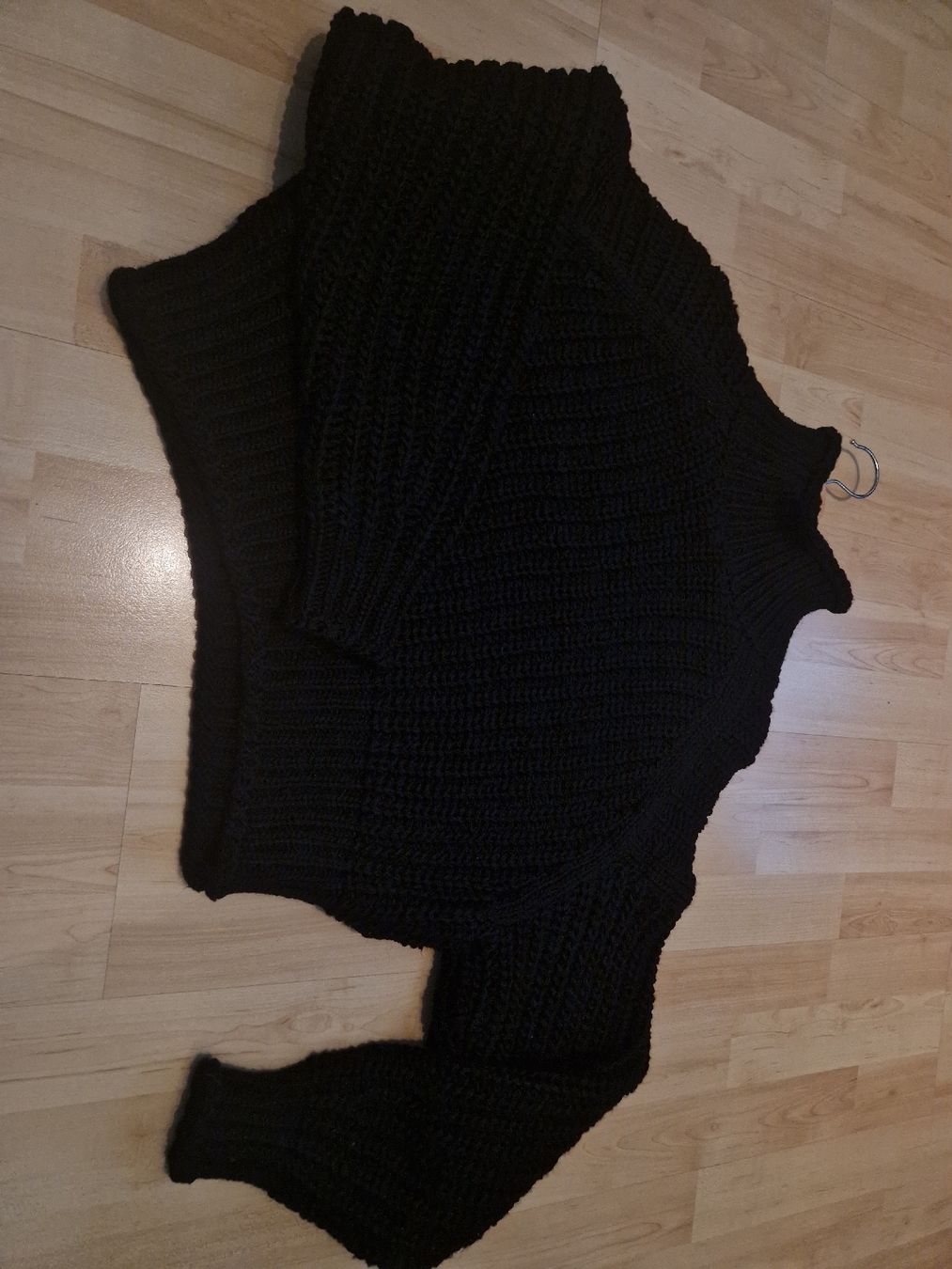 Lotti di vestiti: schwarz/weiss hemd, schwarzer strickpullover 1 pullover – Nuovo (secondo la descrizione) da Ebikon venduto da kov_9vqb 3