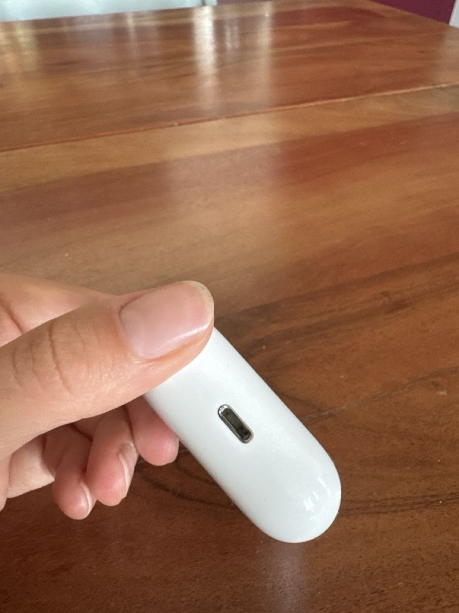 Apple Kopfhörer: Apple EarPods Pro 1 charging case (lighting cable) – Gebraucht aus Zürich von ivn_pr75 2