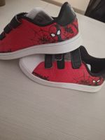 Scarpe Adidas Spiderman n. 33 buone condizioni