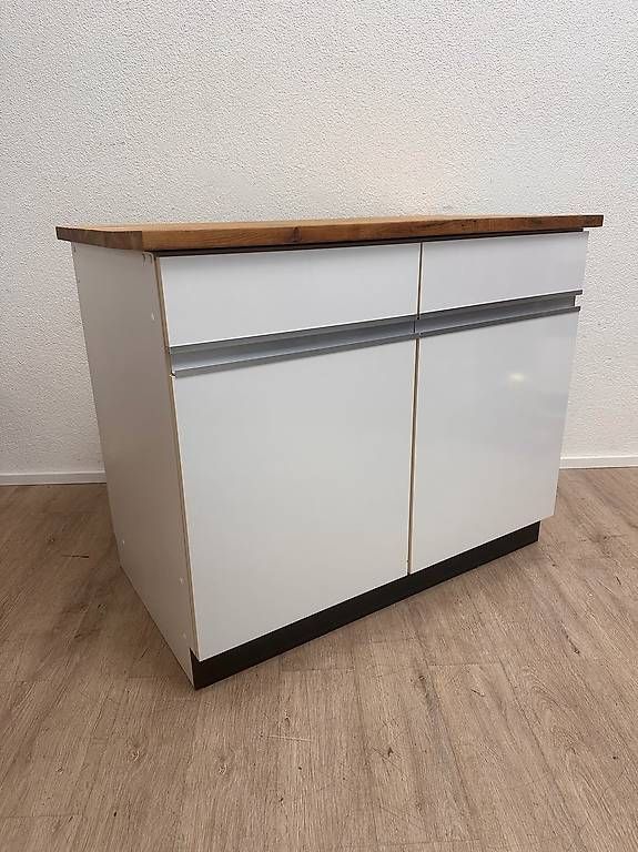 Kommoden: Küchen-Sideboard Weiß mit Holzabdeckung & Stauraum – Gebraucht aus Obernau von Arche_Noah_Brocki 4