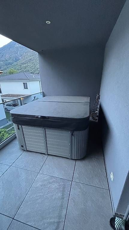 Whirlpool: Piscina idromassaggio / Jacuzzi – Gebraucht aus Biasca von dba_8nx2 1