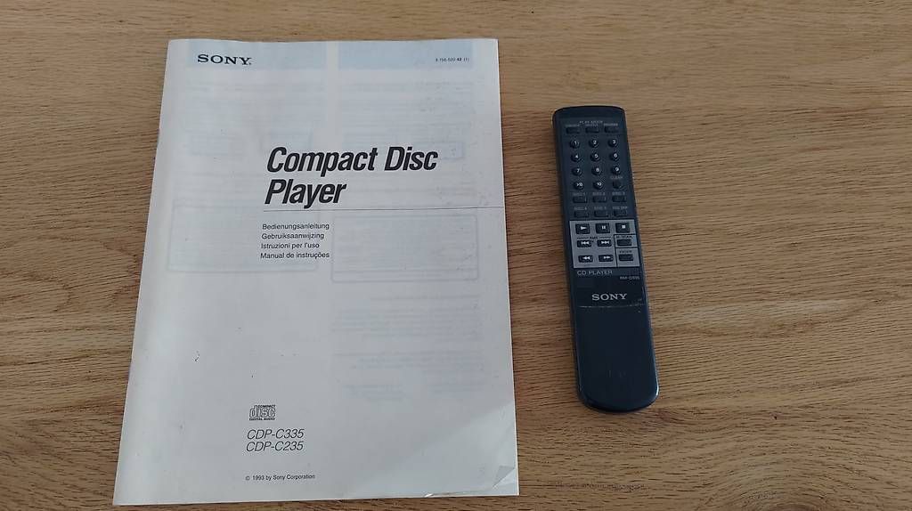 CD: SONY CDP-C335 Multi Disc Player – Usato da Basel venduto da langga9 3