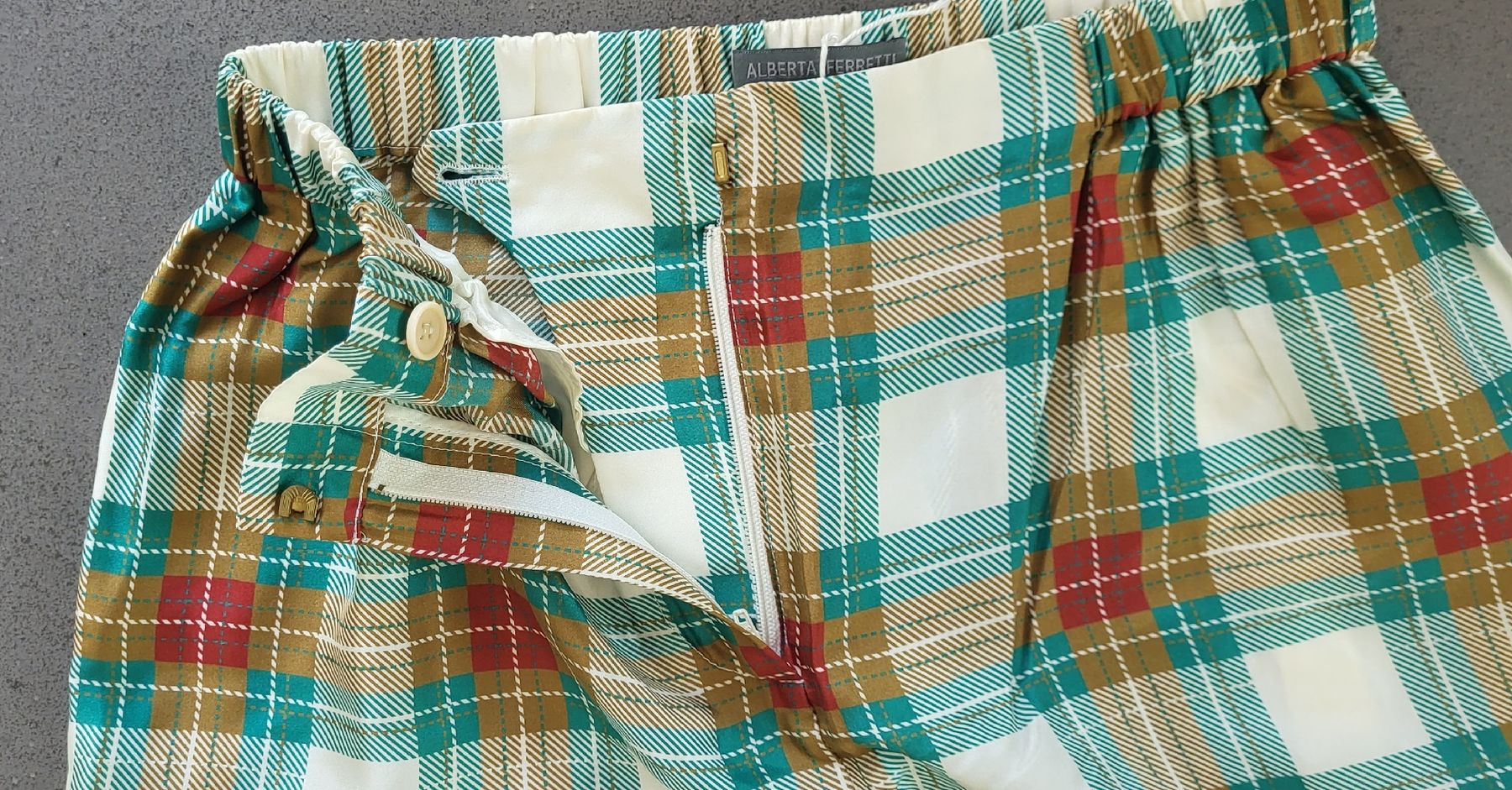 Pantaloni: Alberta Ferretti Seidenhose Gr S – Usato da Kaisten venduto da Ciccr 3