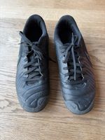 Fussballschuh Freizeitschuh Hallenschuh Grösse 40 Nike