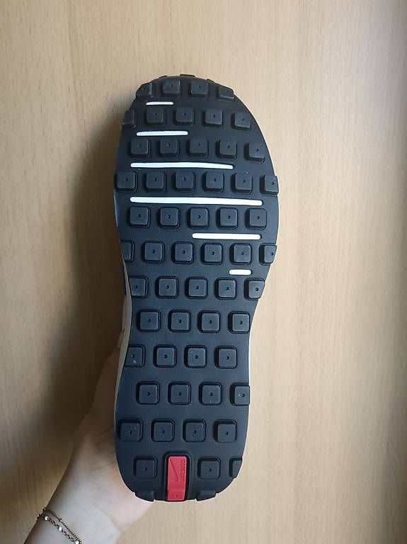 Scarpe da uomo: Nike Waffle One Sneakers size 39 – Usato da Glattbrugg venduto da cam_wsk9 3