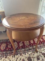Nussbaum Maser Tischchen rund 69cm  Durchmesser
