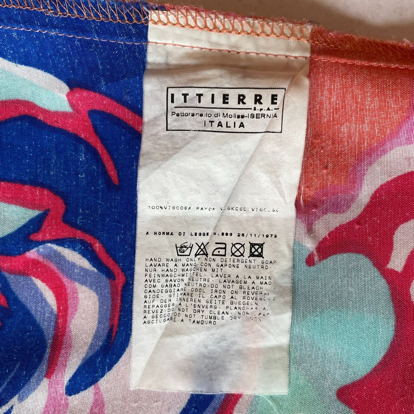 Versace Camicette: Vintage Versace Sport Kurzarmhemd – Usato da Lausanne venduto da Megan88 5