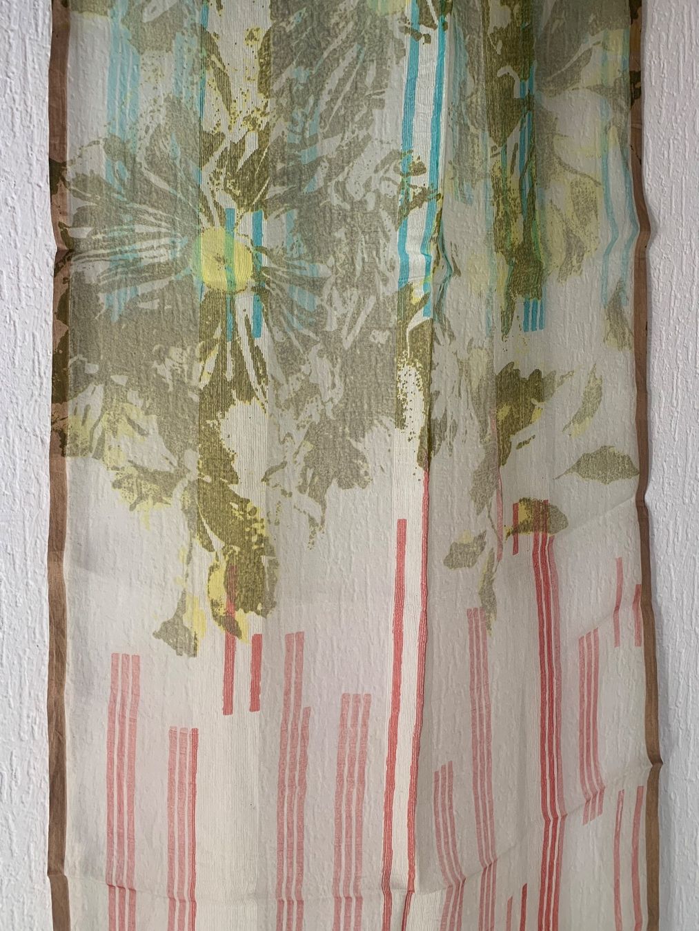 Foulard & Sciarpe: Foulard en soie neuf ! – Nuovo (secondo la descrizione) da Lausanne venduto da Xiaoxi 4