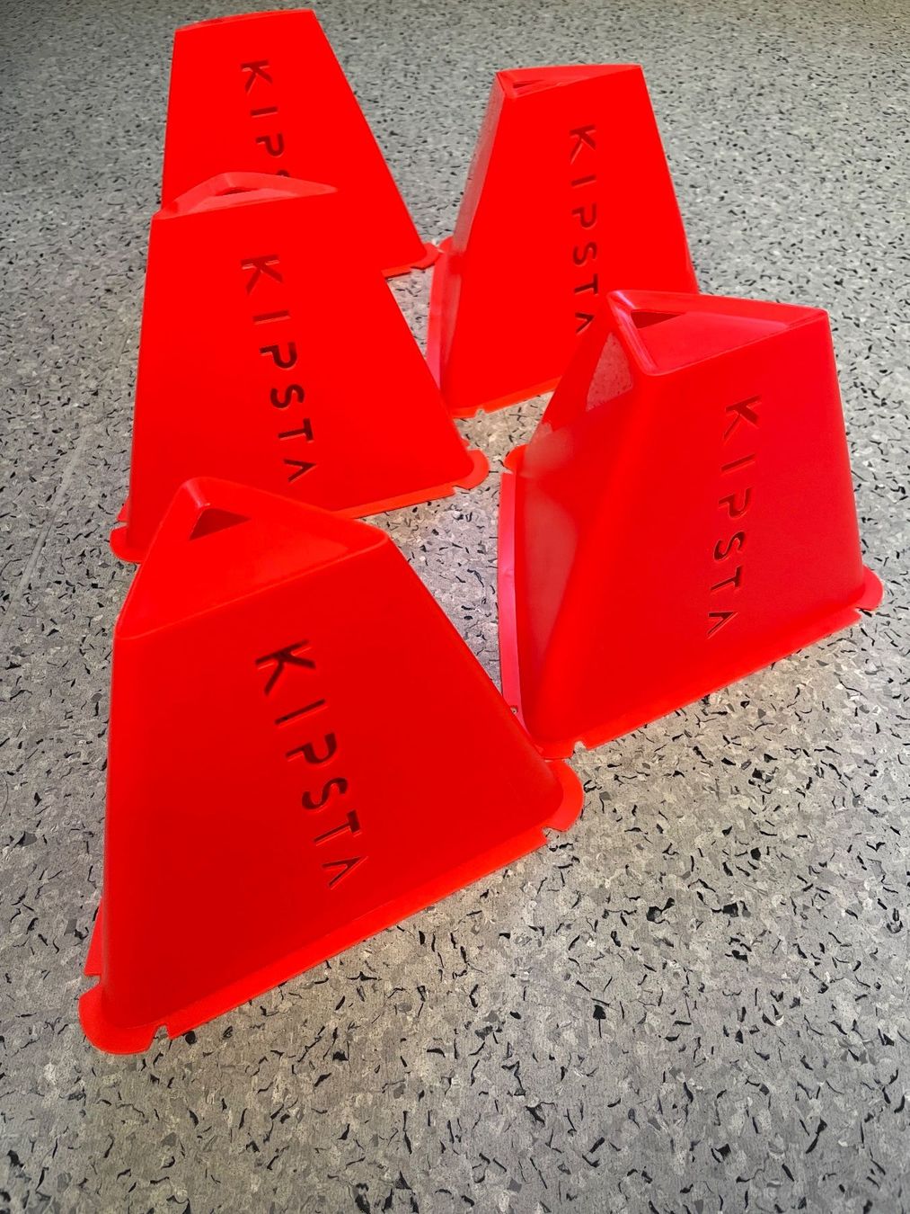 Bücher: 5x Kipsta training cones – Gebraucht aus Zürich von jaroha