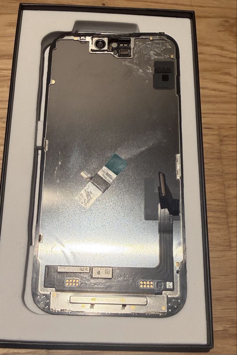 Apple Telefoni cellulari / Smartphones: Original iPhone 15 Display – Usato da St. Gallen venduto da johnson62 1