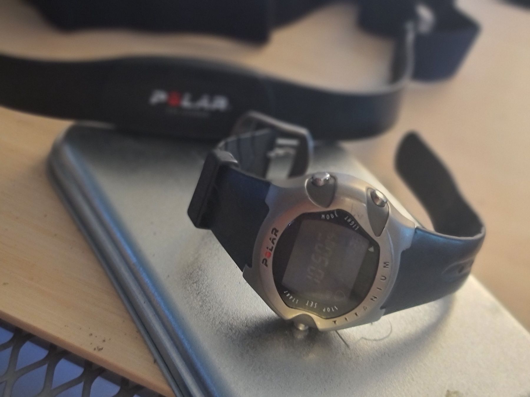 Polar Orologi: Titanium Uhr Polar M 71 ti Herzfrequenz - Messgerät – Usato da Münchenbuchsee venduto da babilibern 7