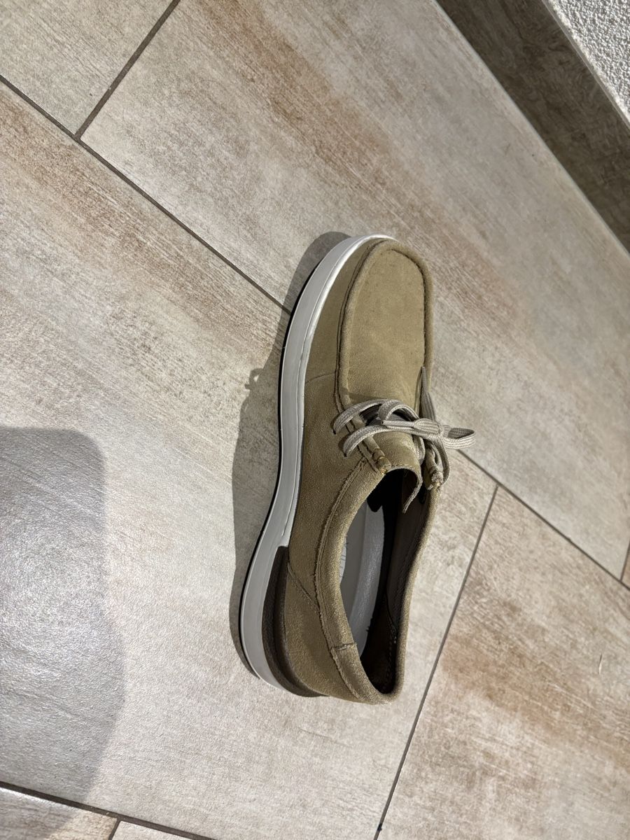 Clarks Herrenschuhe: Chaussures Clarks taille 43 – Gebraucht aus Moudon von jahnike 2