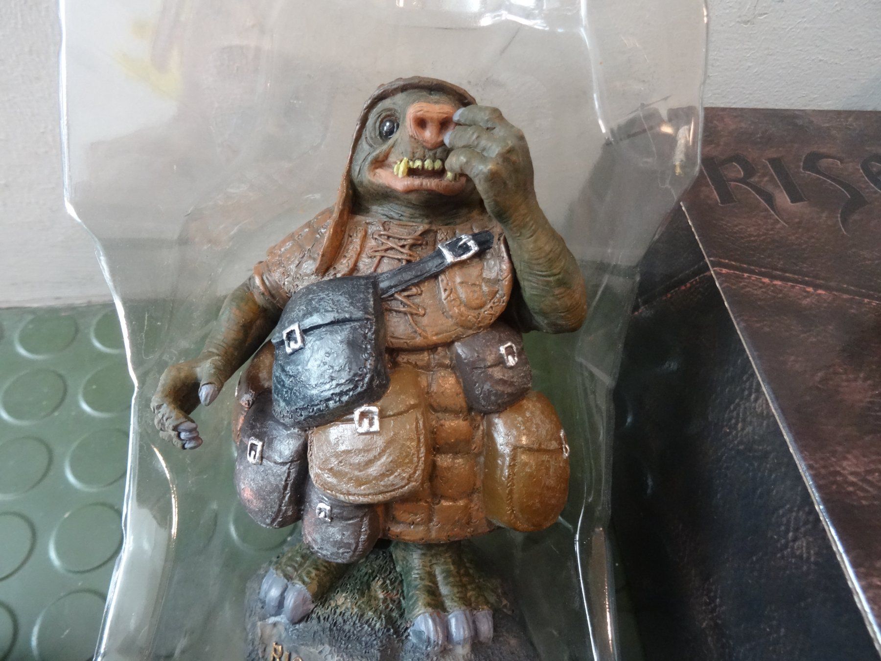 Statuette: Risen Gnome Figurine Gnom Figur – Usato da Olten venduto da Disc-Ausverkauf 1