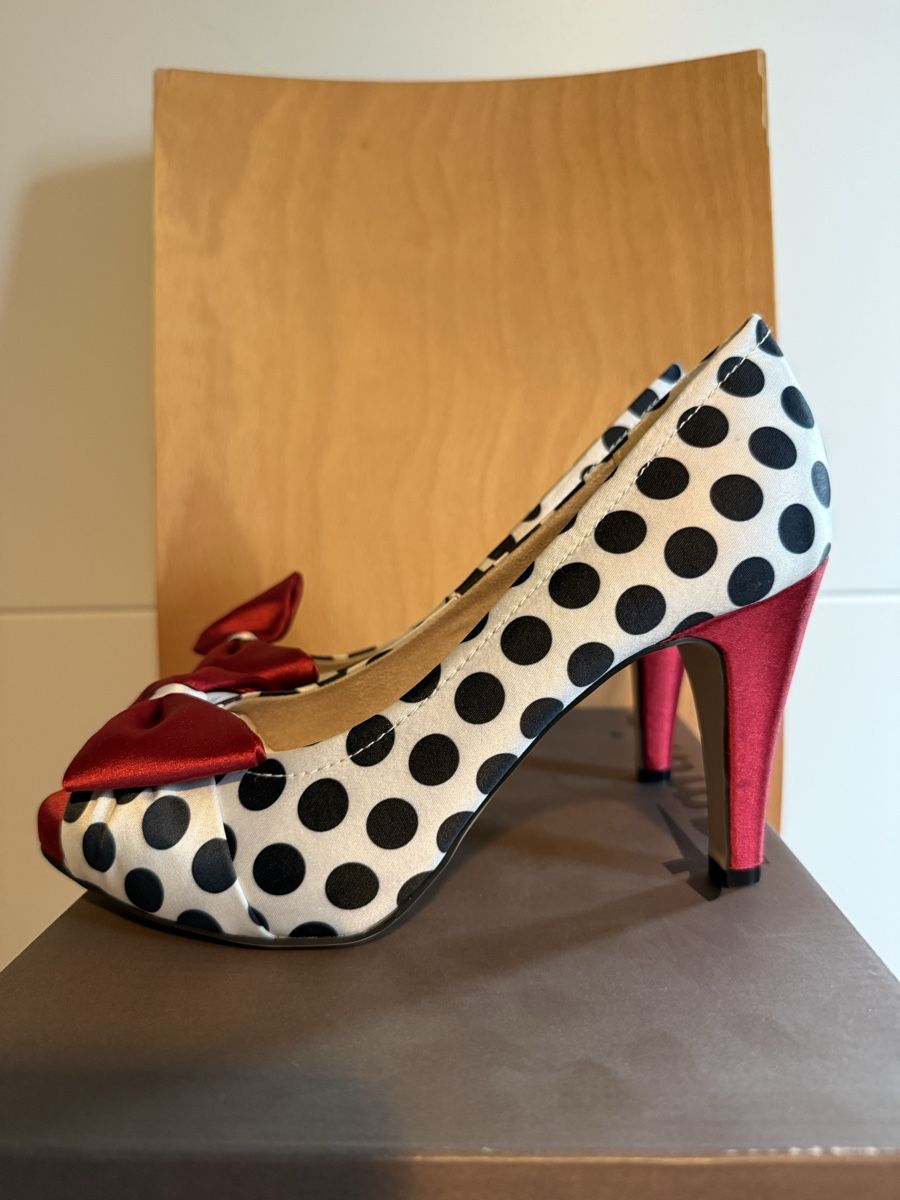 Scarpe da donna: Damen Schuhe Polka dots muster – Usato da Zurich venduto da Alinecnicolet