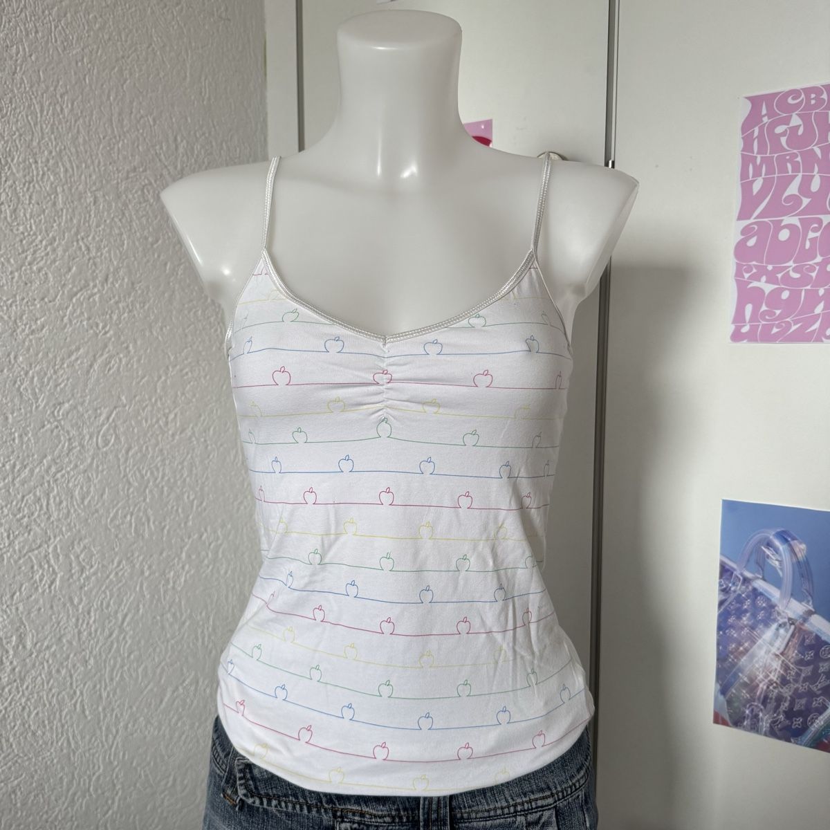 H&M Tops: Süsses Tank Top Gr.36 – Gebraucht aus Oberwil BL von olibbg