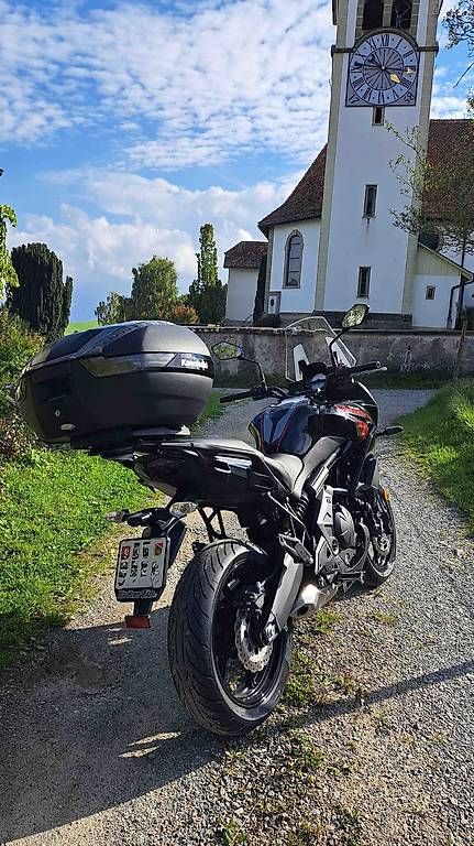 Touring: Kawasaki Versys 650 – D'occasion à Zimmerwald par Giannikakis
