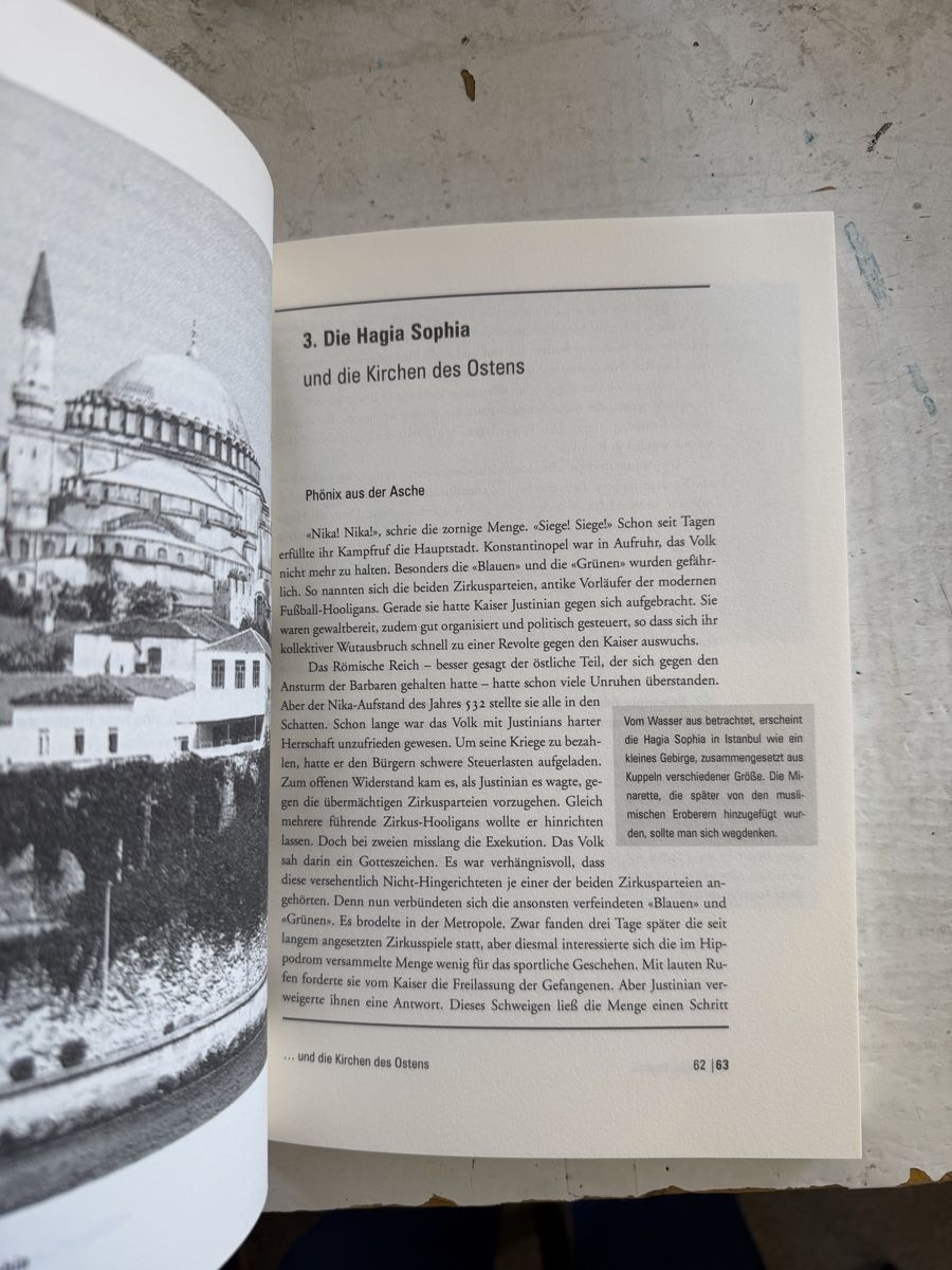 Bücher: Gottes Häuser oder die Kunst, Kirchen zu bauen und… – Gebraucht aus Dietikon von Buchantiqdietikon 2